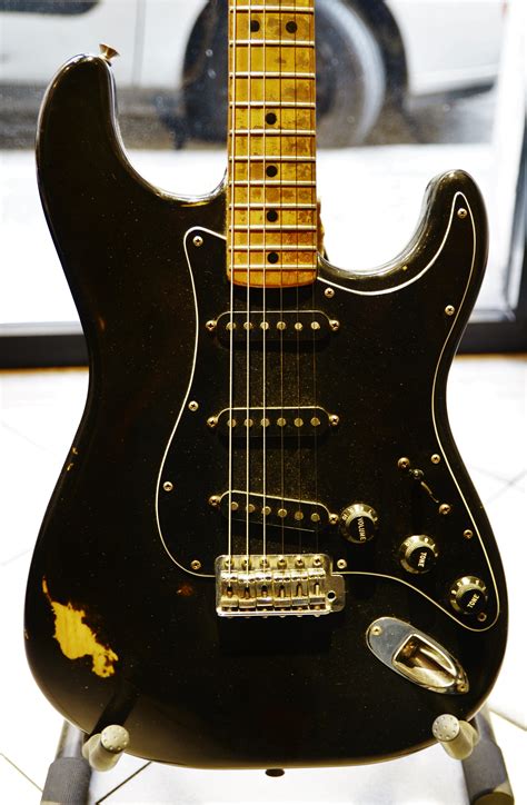 fender stratocaster 1979 price.